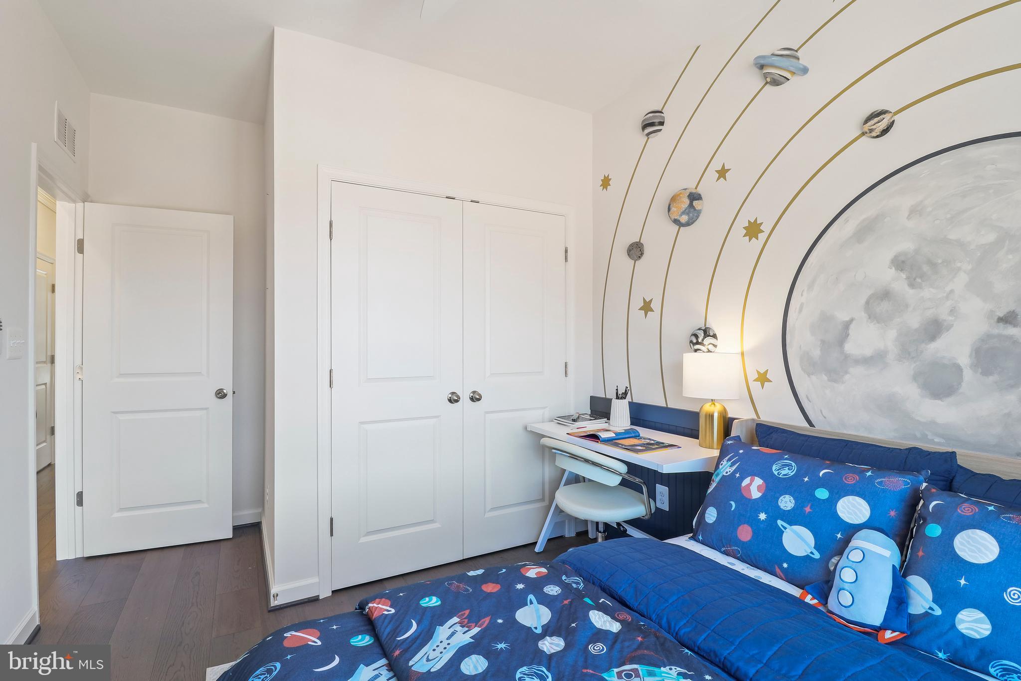 4410 FAIR LAKES COURT