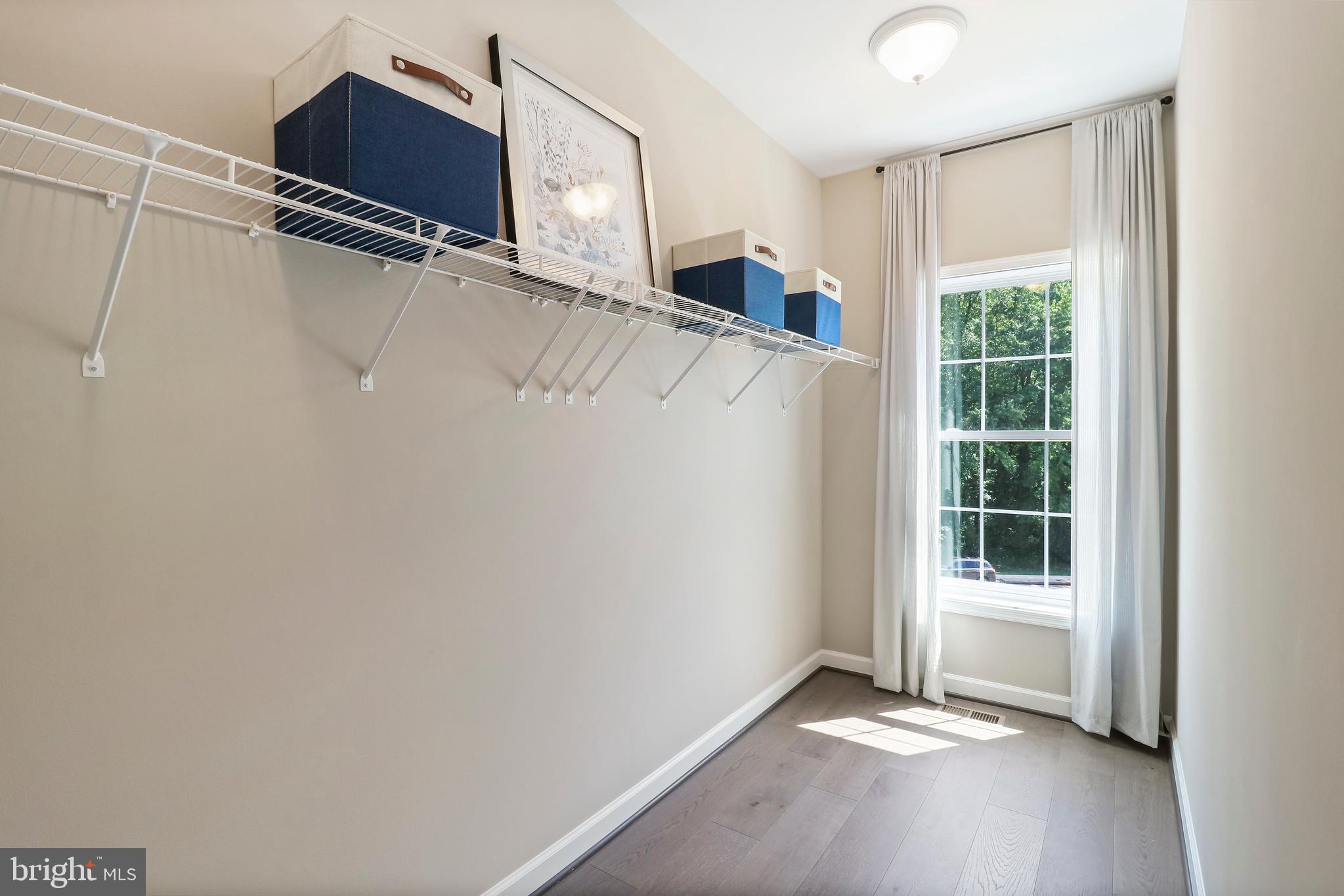 4410 FAIR LAKES COURT