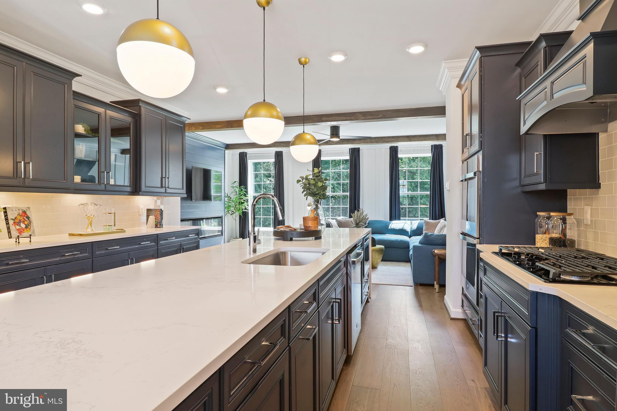 4410 FAIR LAKES COURT