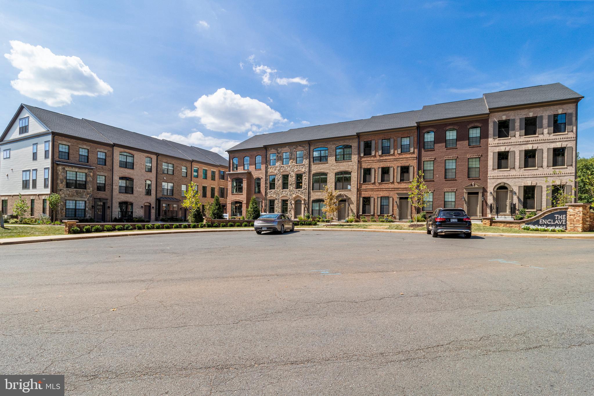 4410 FAIR LAKES COURT