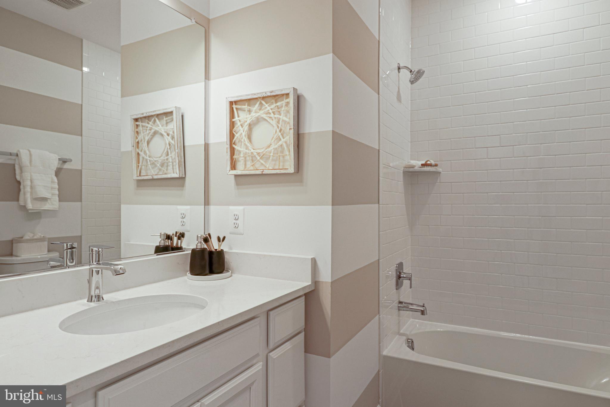 4410 FAIR LAKES COURT