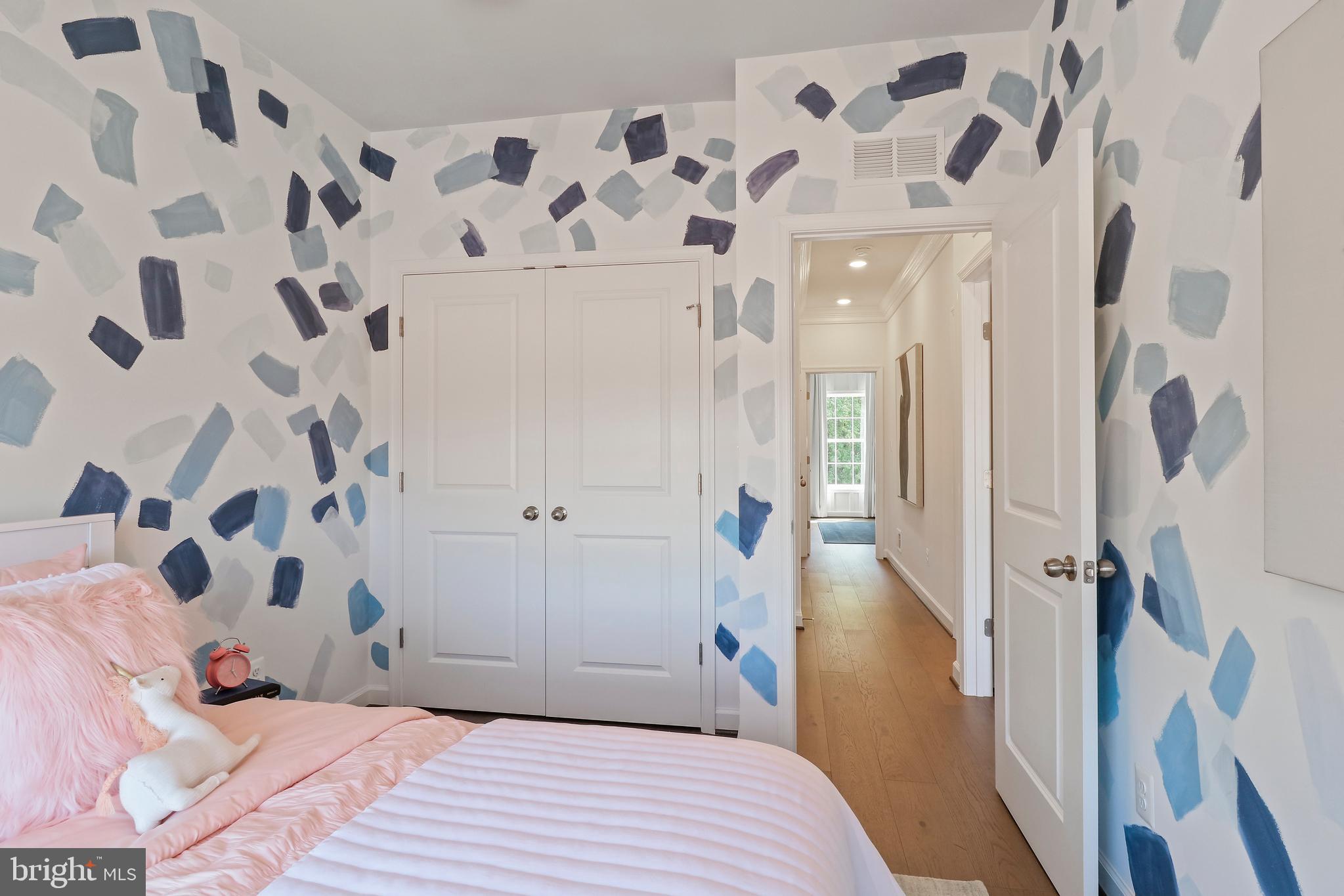 4410 FAIR LAKES COURT