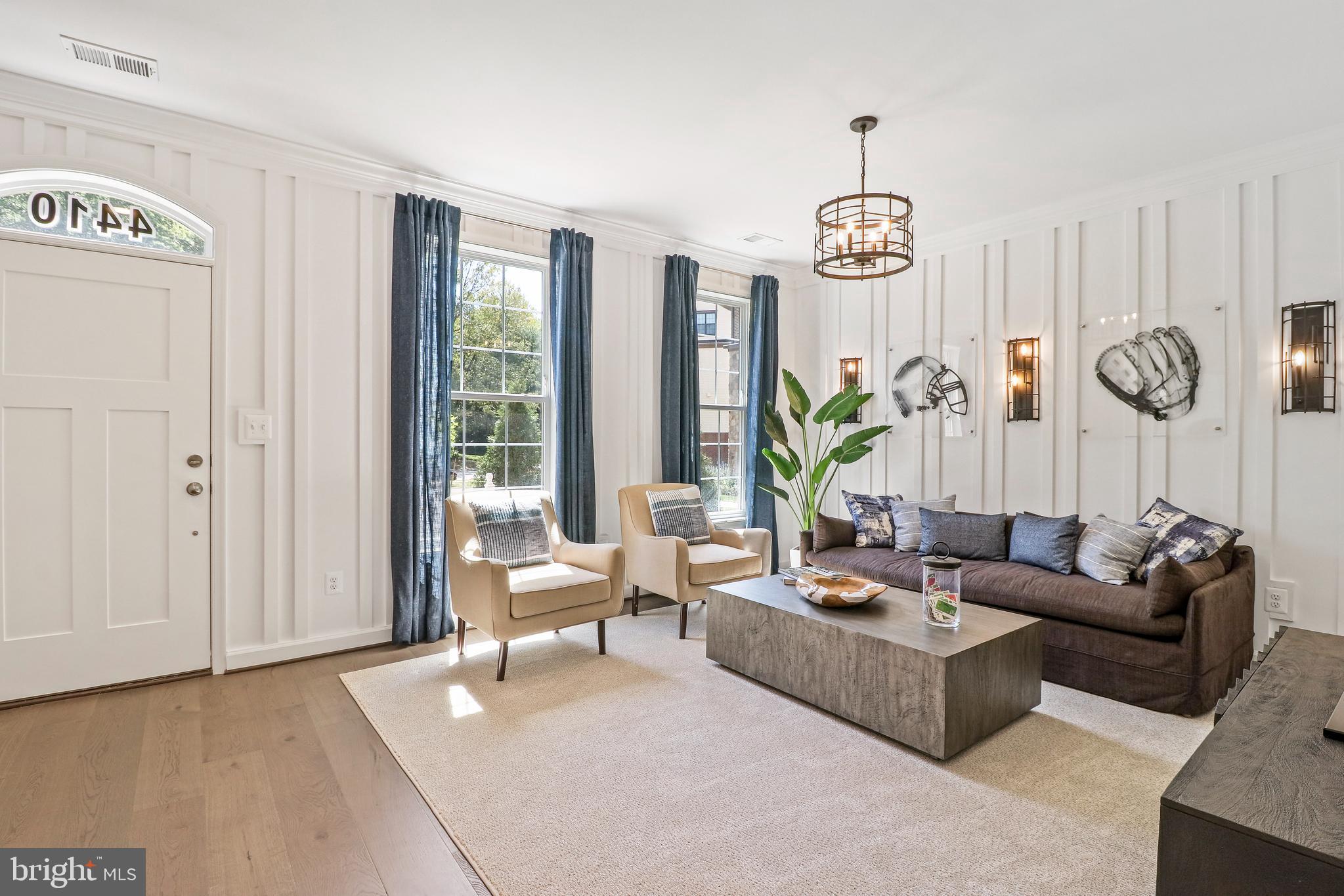 4410 FAIR LAKES COURT