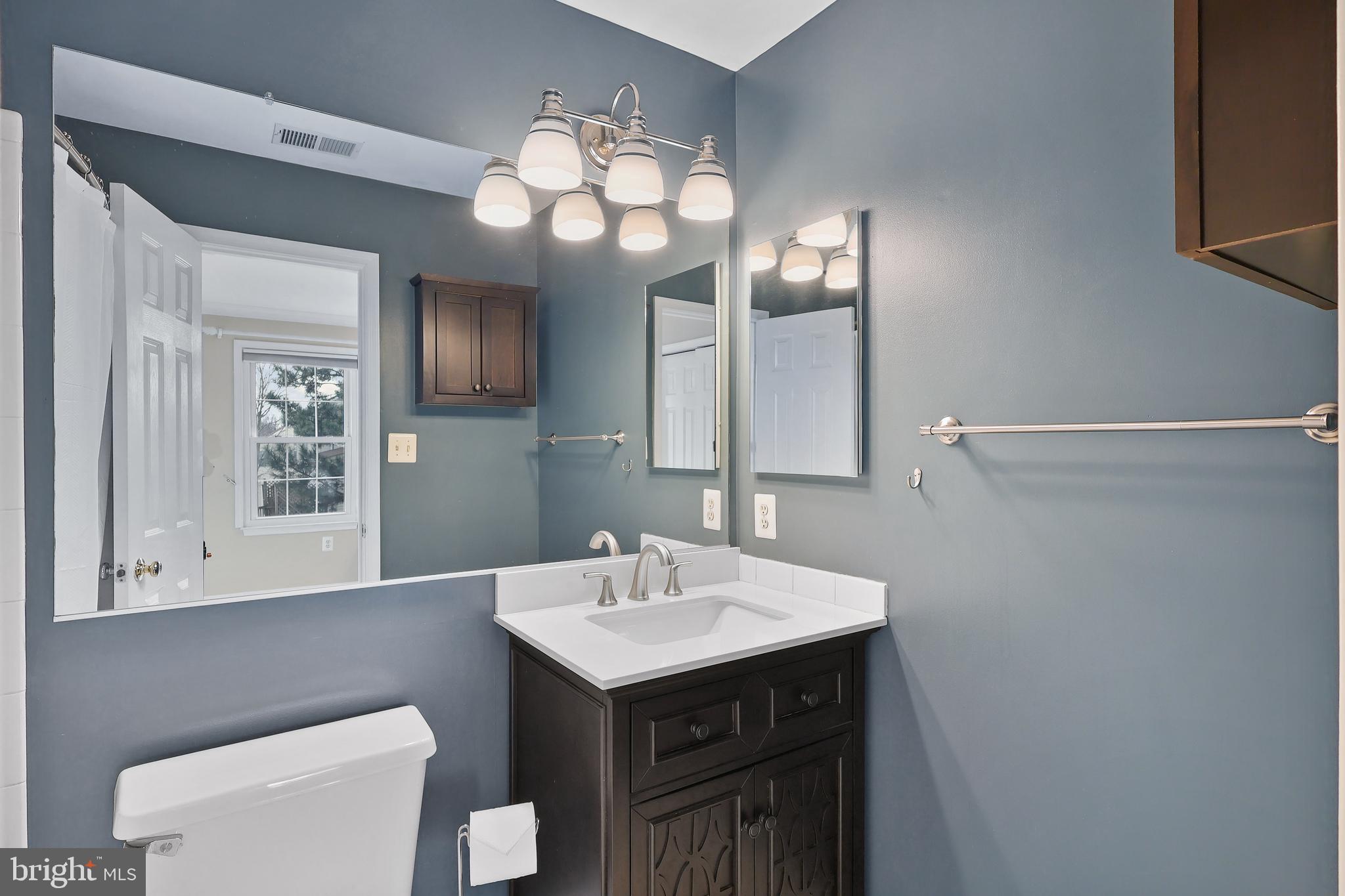 14722 STREAM POND DRIVE