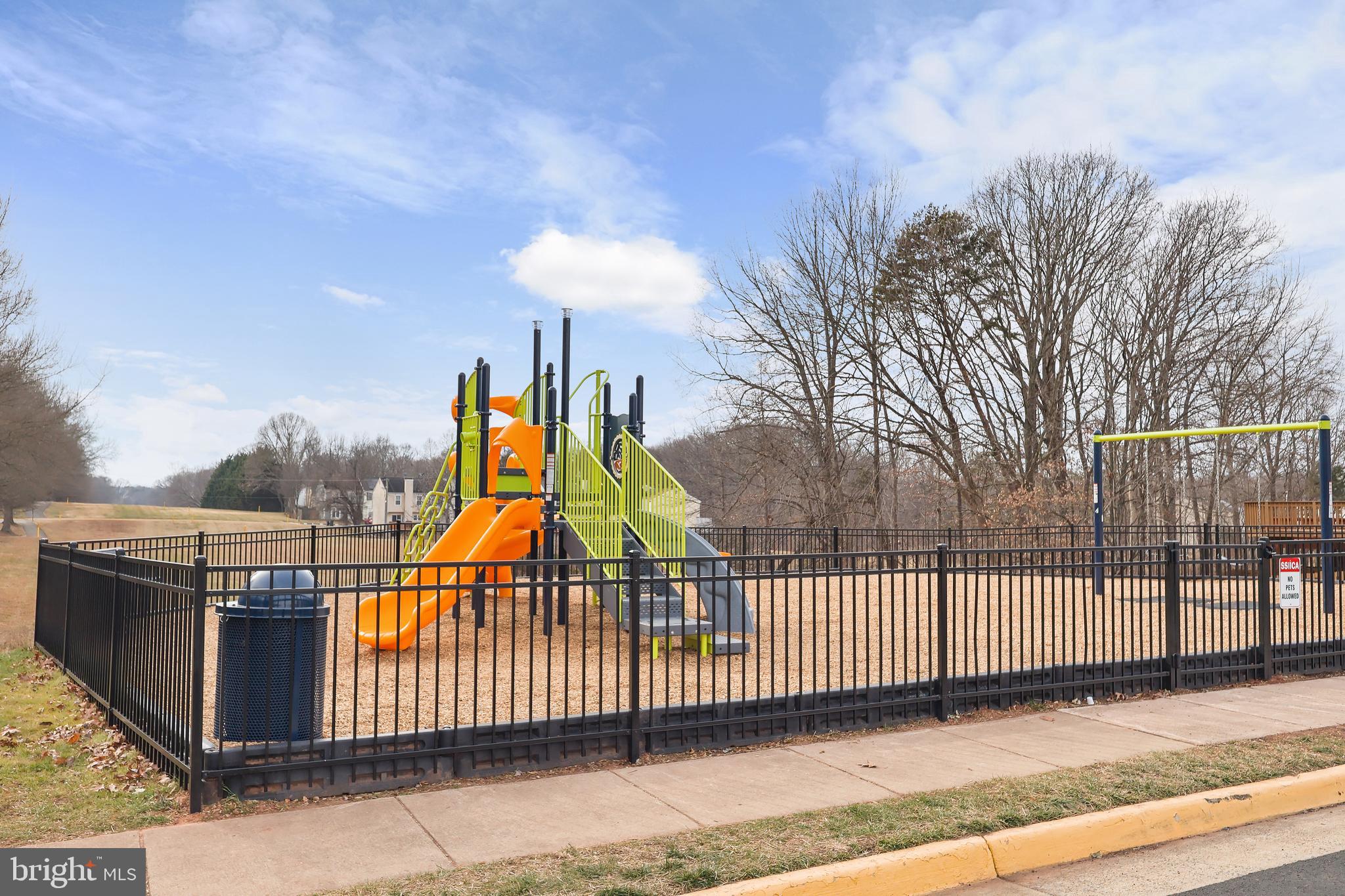 14722 STREAM POND DRIVE