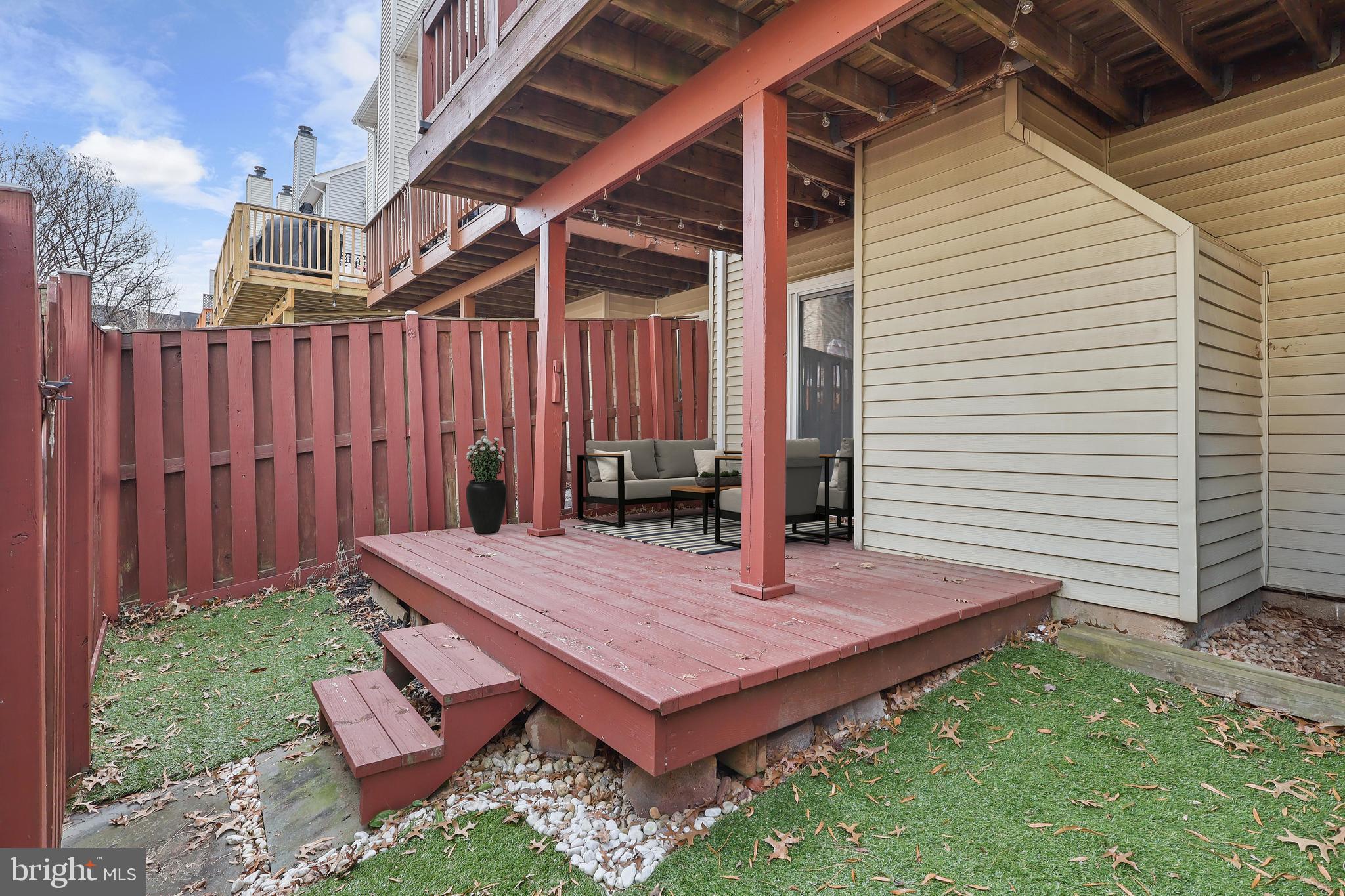 14722 STREAM POND DRIVE