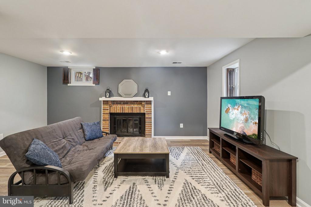 4068 CHAMPIONSHIP DRIVE H