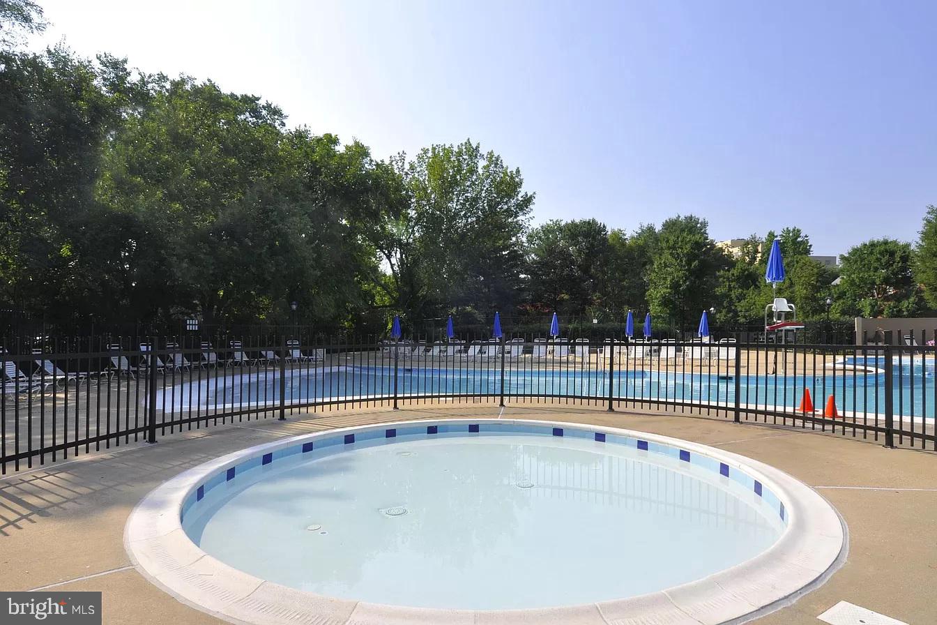 6610 E WAKEFIELD DRIVE C2