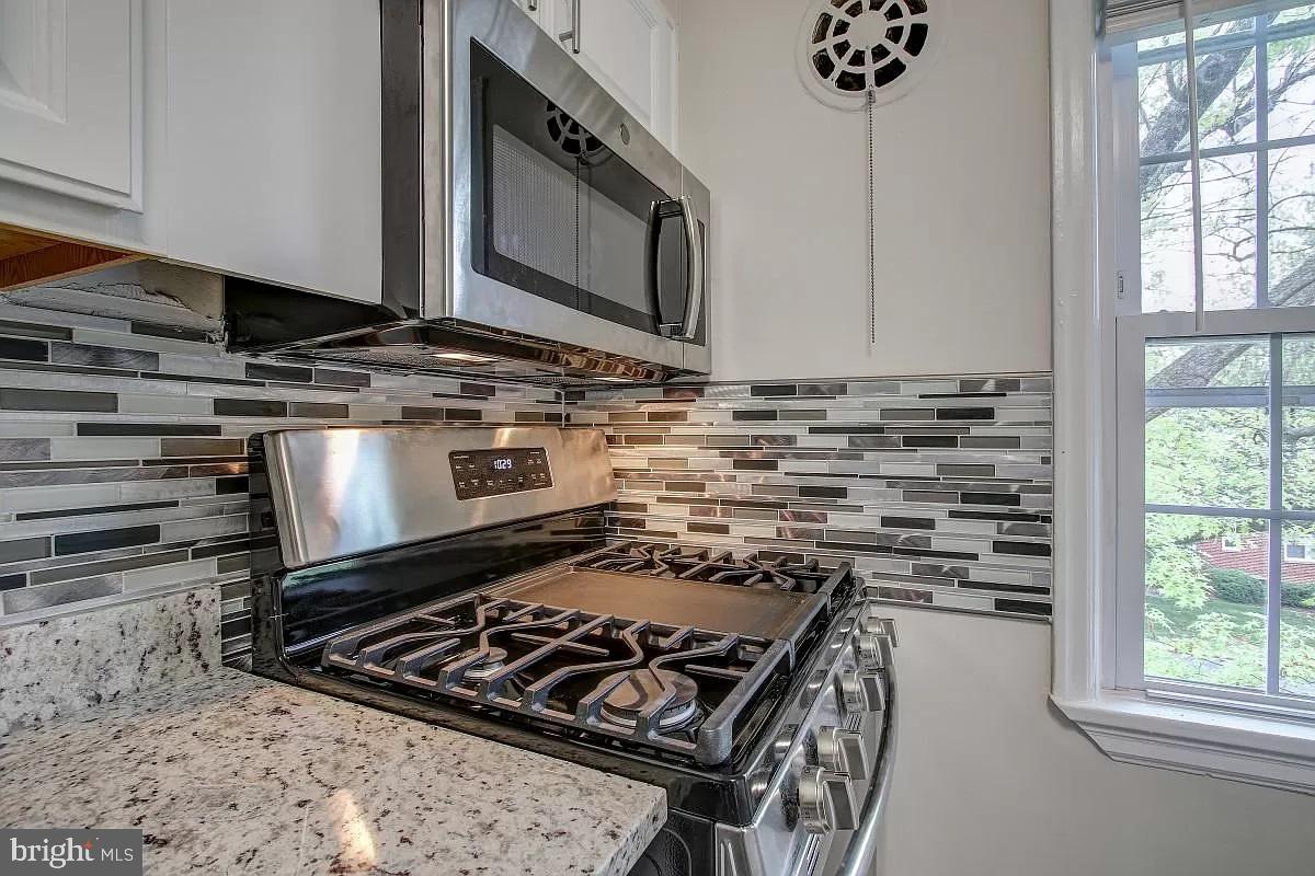 6610 E WAKEFIELD DRIVE C2