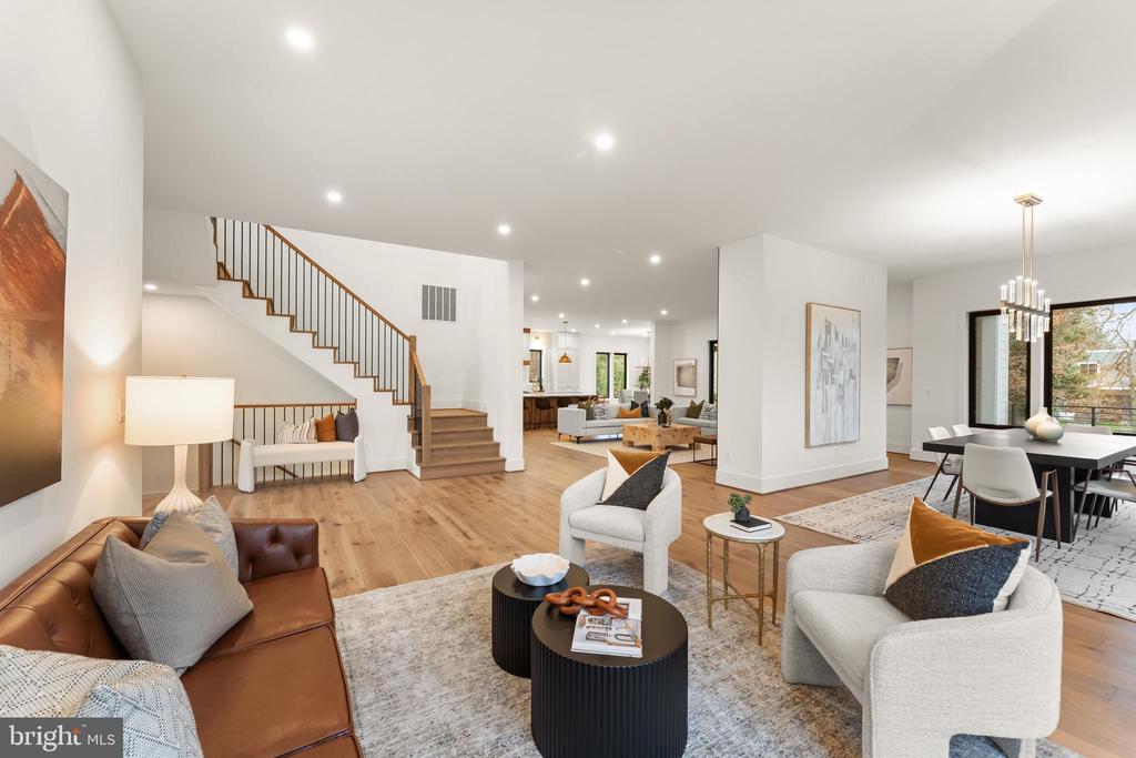 6539 FAIRLAWN DRIVE
