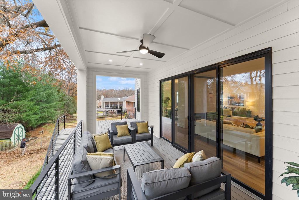 6539 FAIRLAWN DRIVE