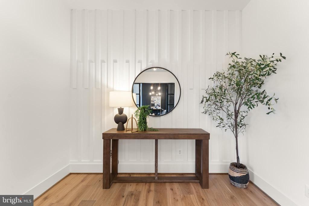 6539 FAIRLAWN DRIVE