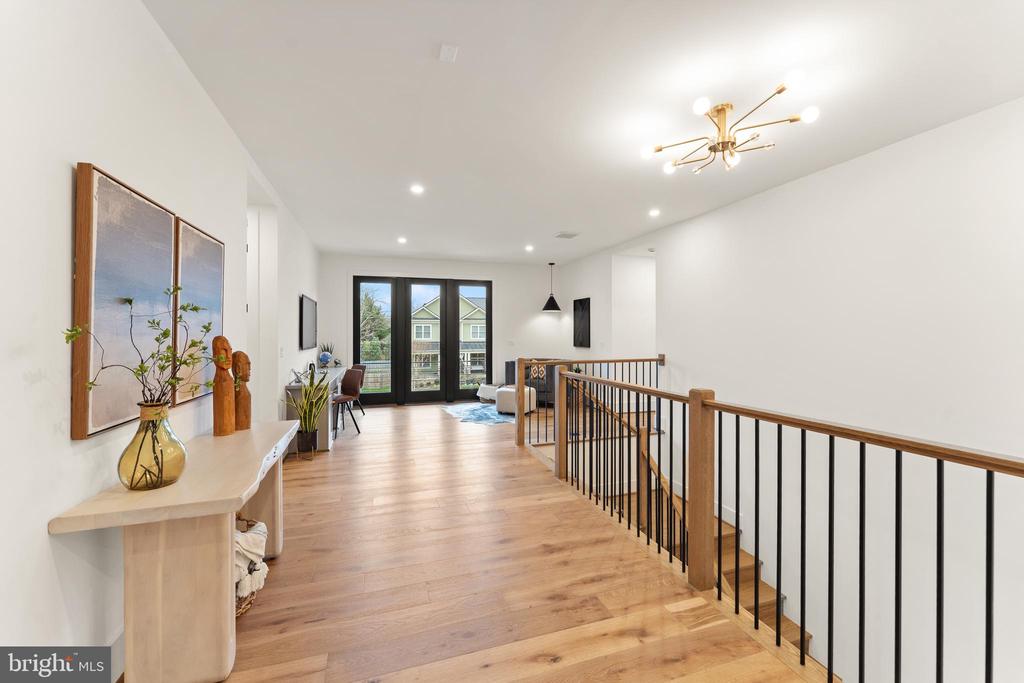 6539 FAIRLAWN DRIVE