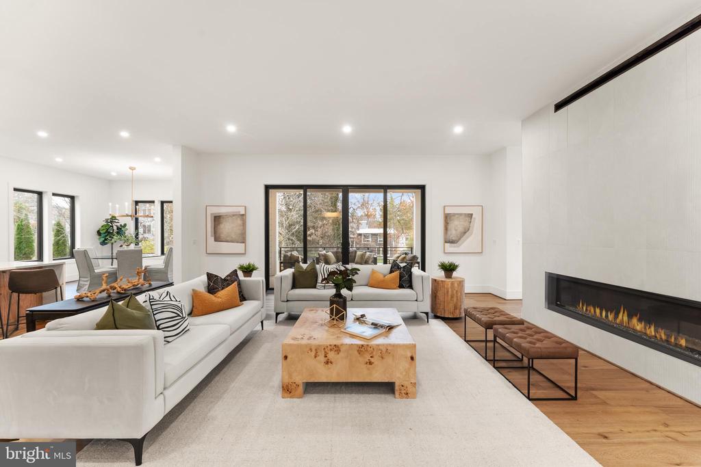 6539 FAIRLAWN DRIVE