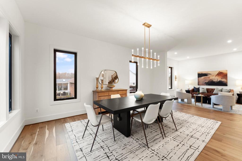6539 FAIRLAWN DRIVE