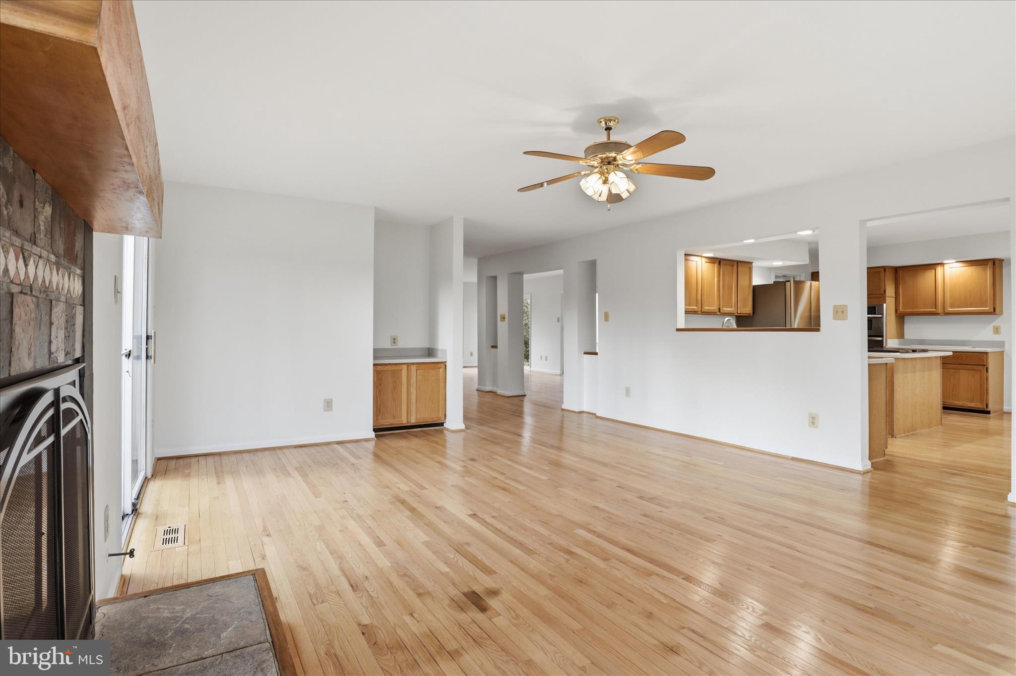 9111 WOOD SPICE LANE