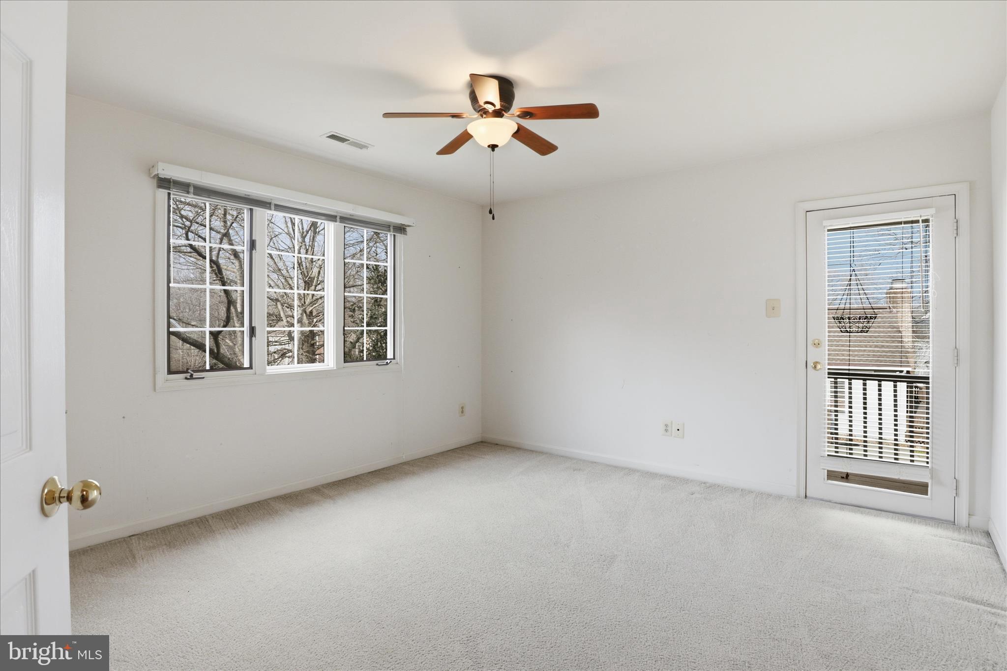 9111 WOOD SPICE LANE