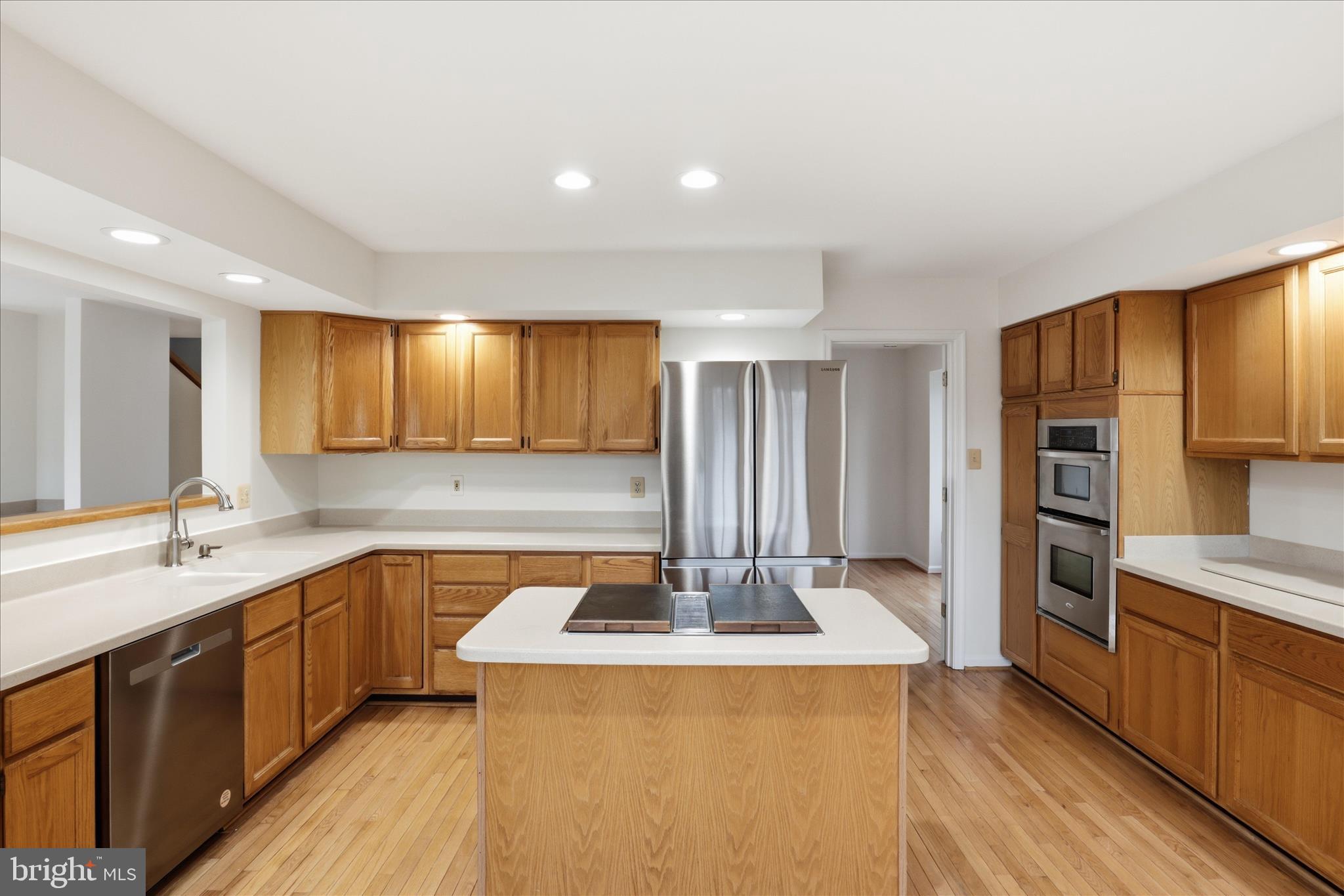 9111 WOOD SPICE LANE