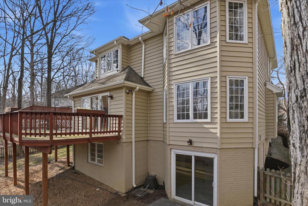 9111 WOOD SPICE LANE