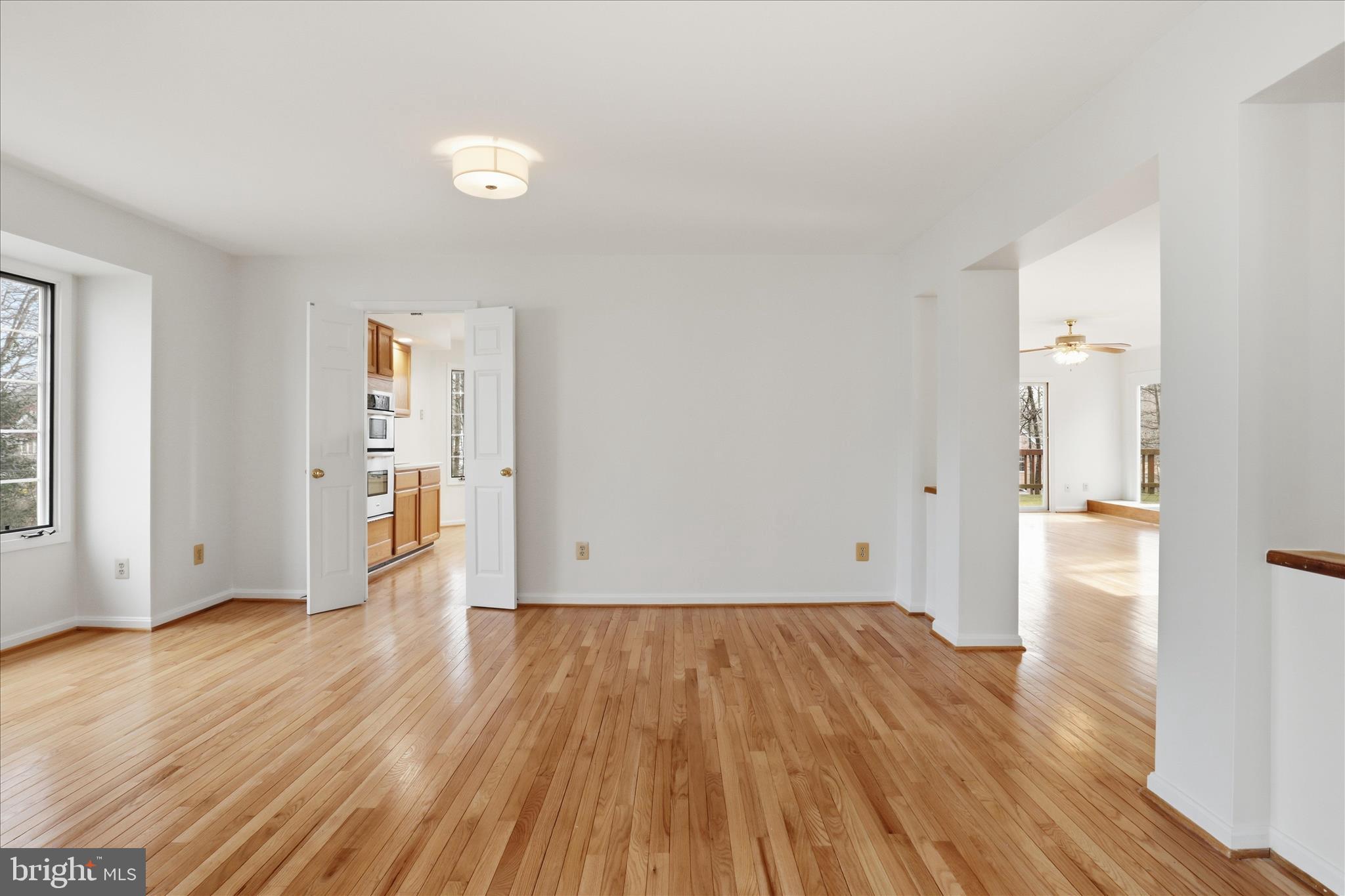 9111 WOOD SPICE LANE