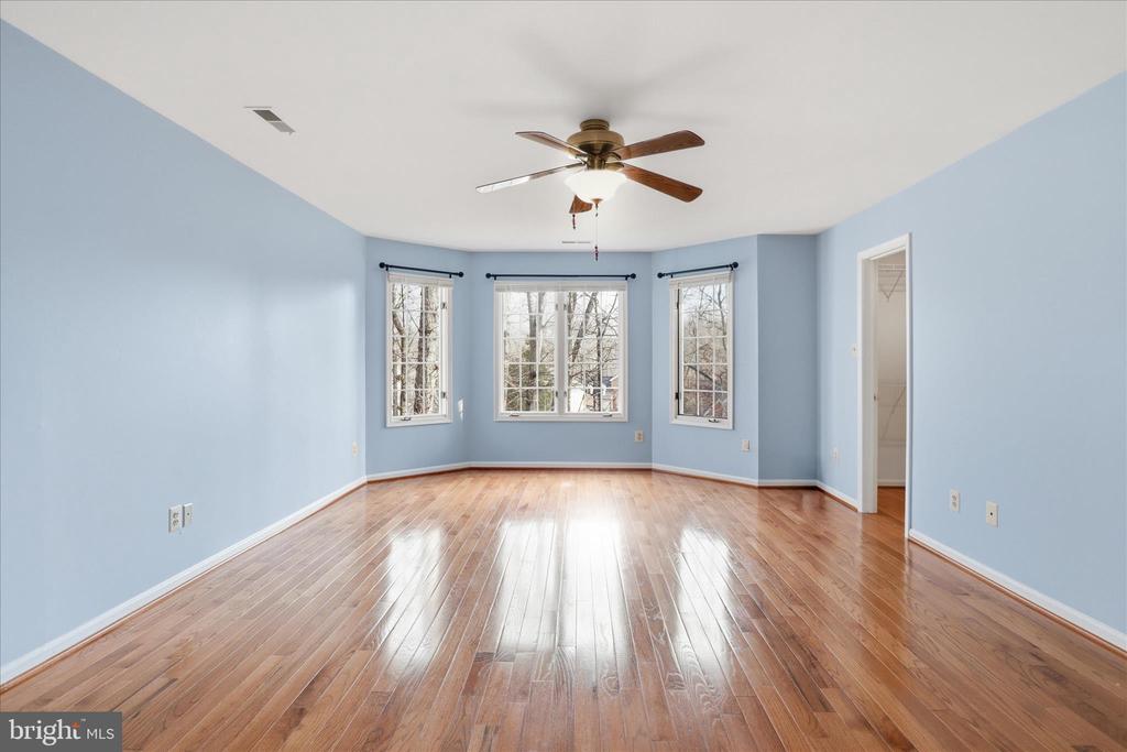 9111 WOOD SPICE LANE