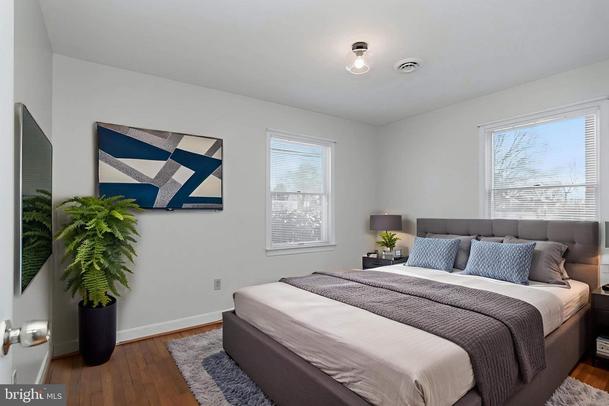 2920 FAIRMONT STREET