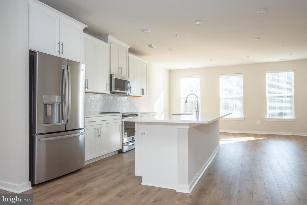13639 DULLES TECHNOLOGY DRIVE 158