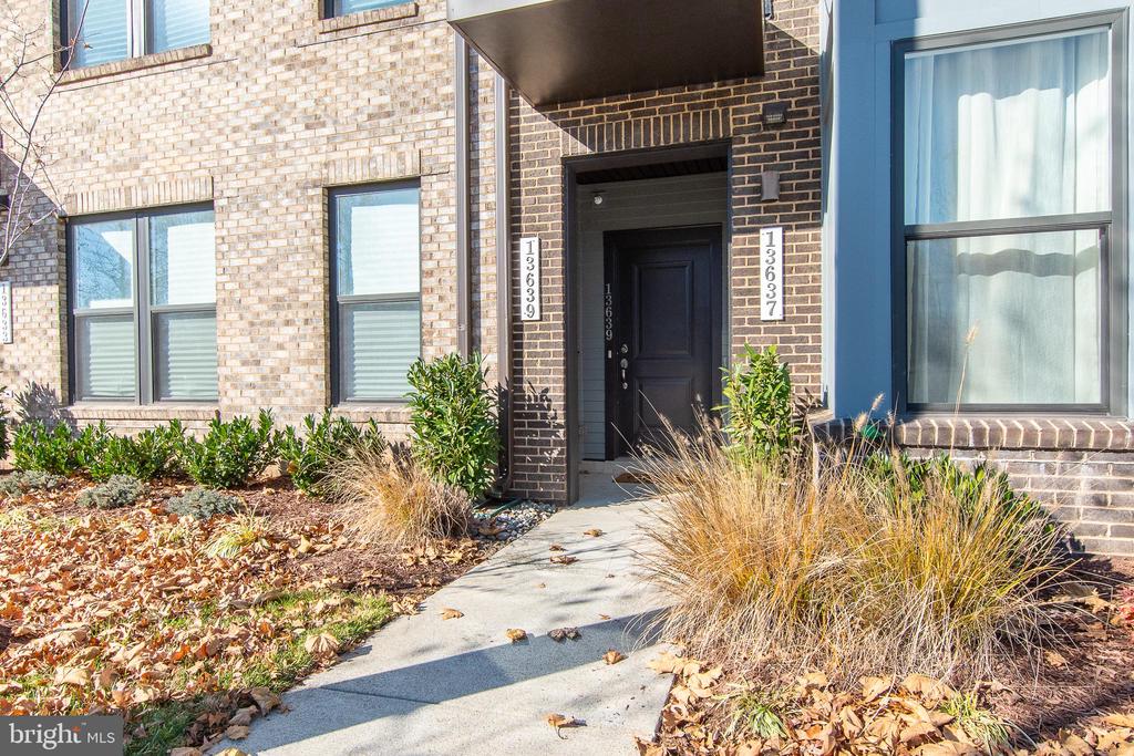 13639 DULLES TECHNOLOGY DRIVE 158
