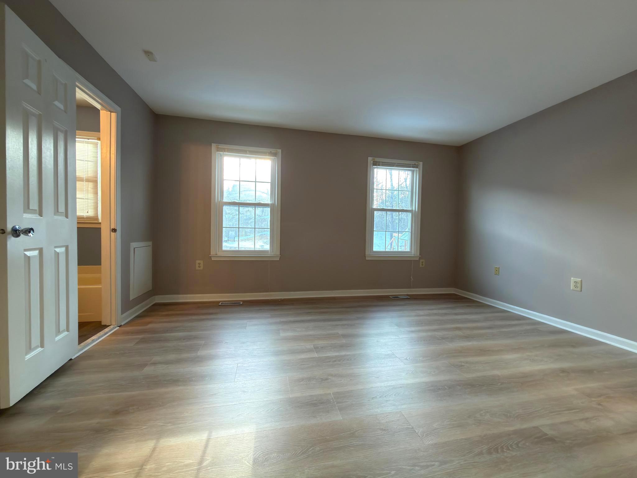 7684 GREEN GARLAND DRIVE