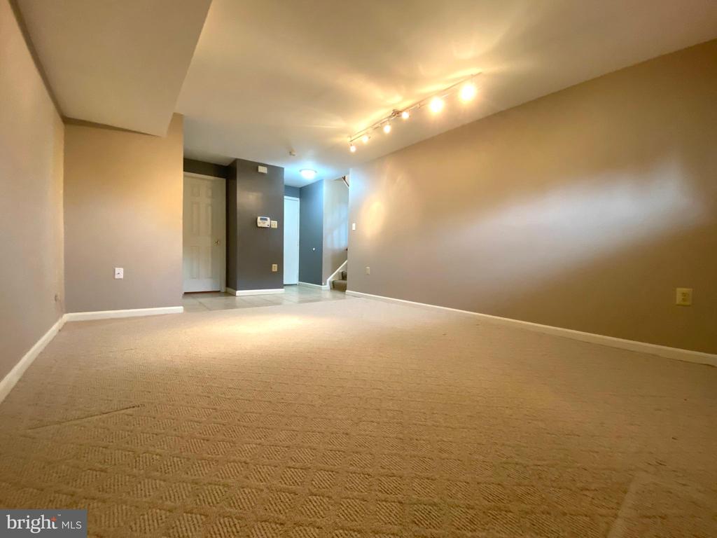 7684 GREEN GARLAND DRIVE