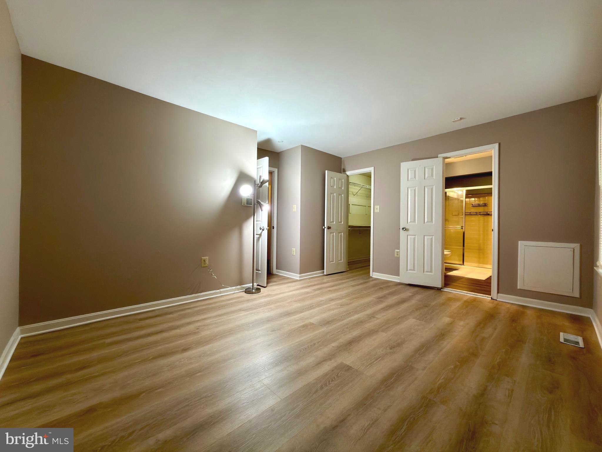 7684 GREEN GARLAND DRIVE