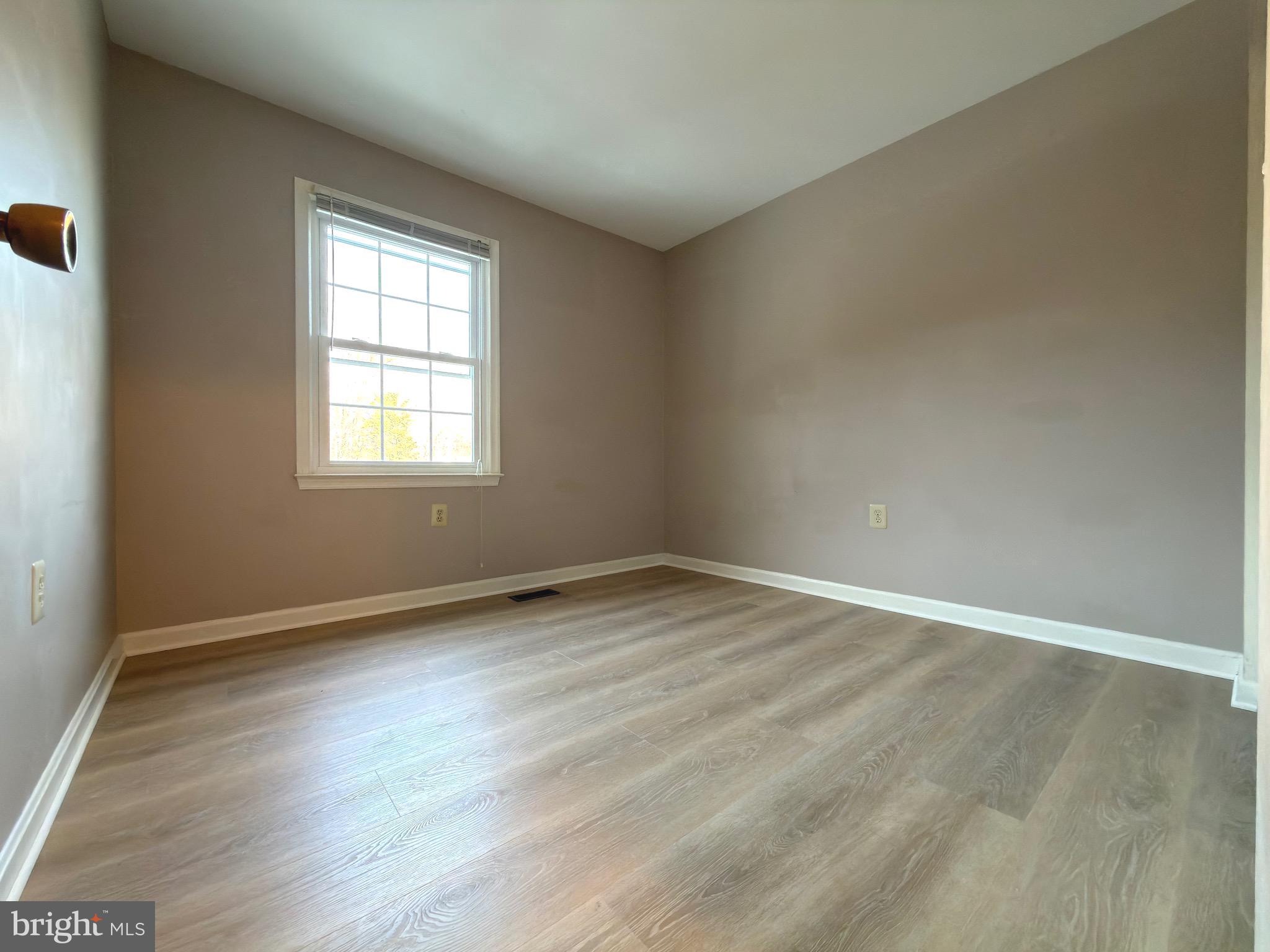 7684 GREEN GARLAND DRIVE