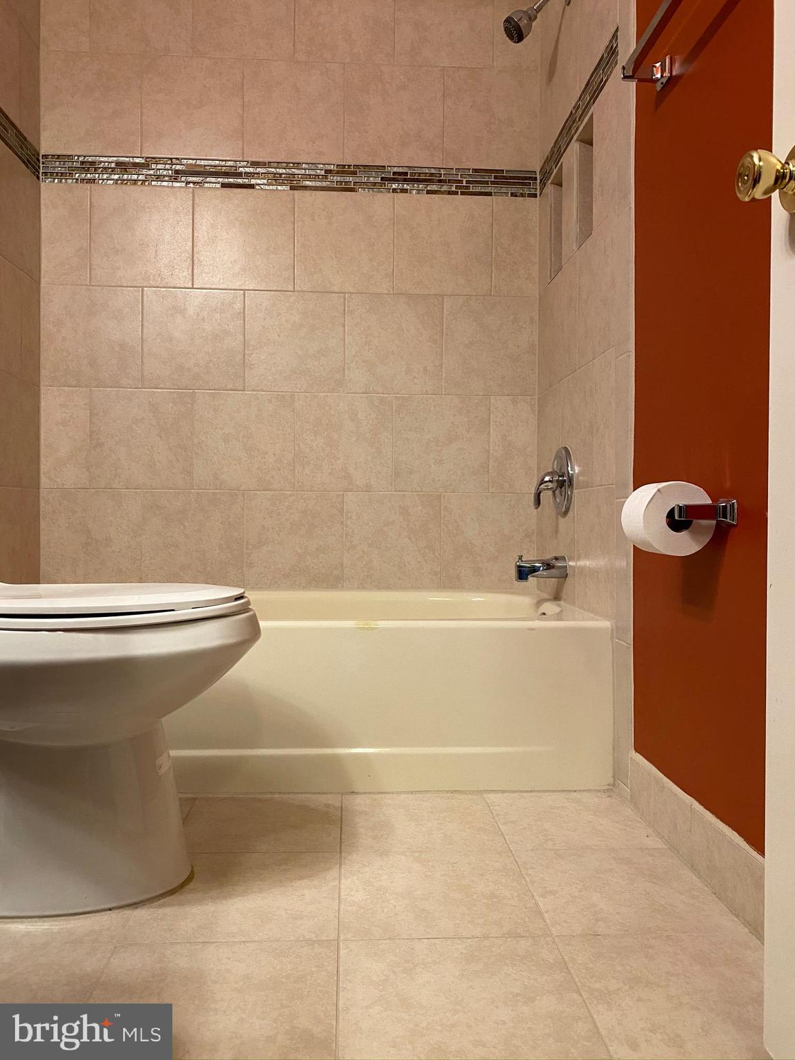 7684 GREEN GARLAND DRIVE