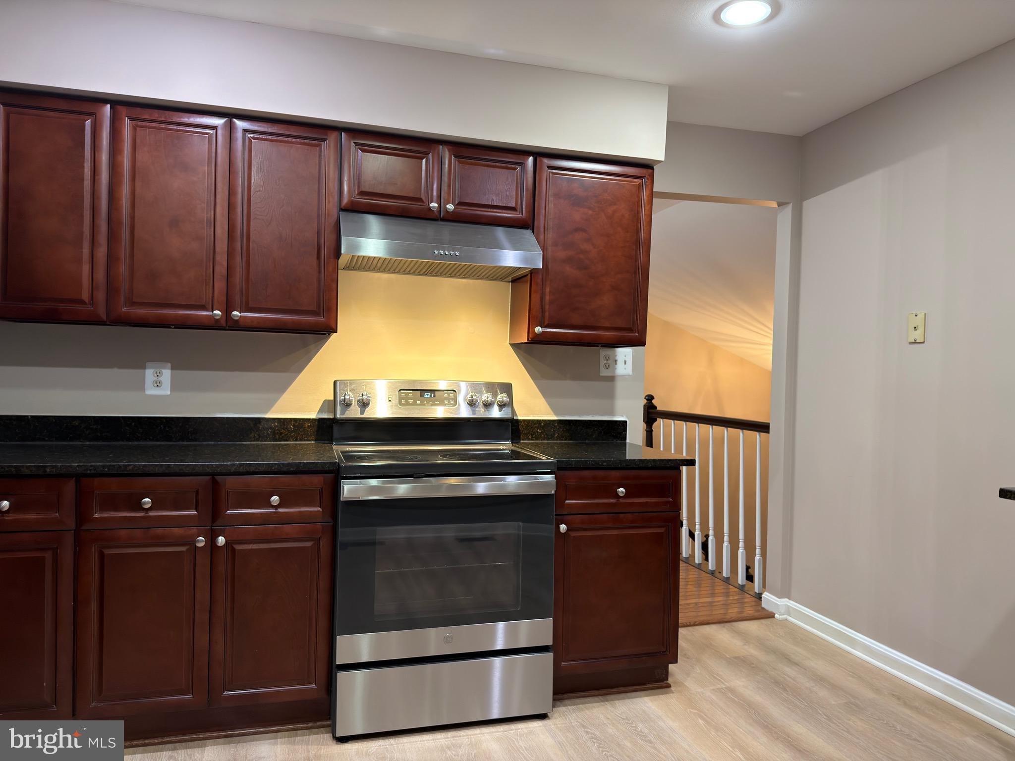 7684 GREEN GARLAND DRIVE