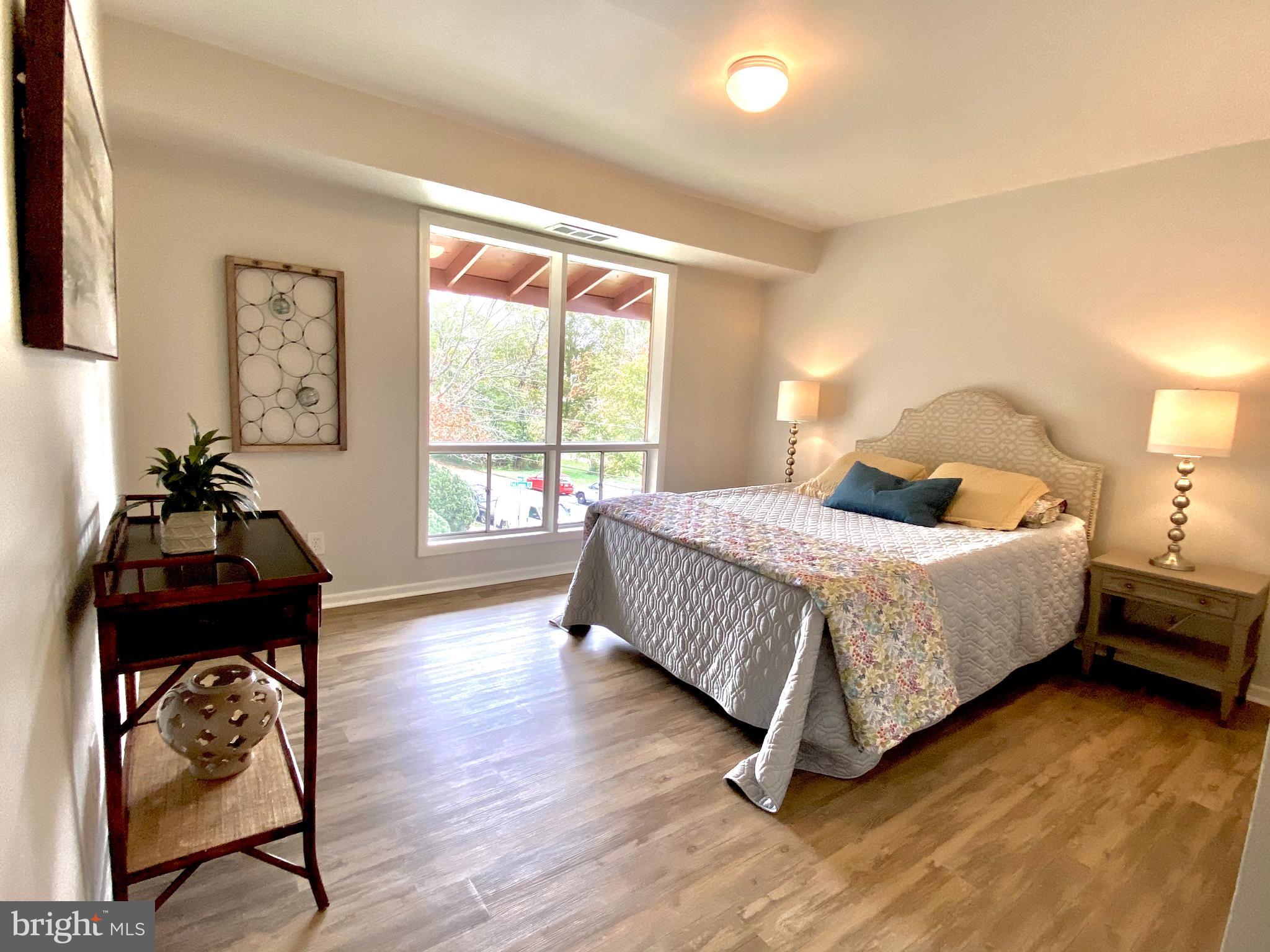 216 PARK TERRACE COURT SE 98