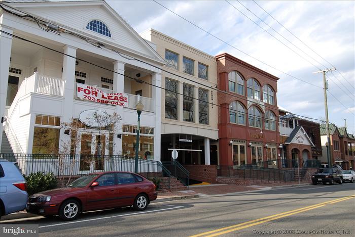 216 PARK TERRACE COURT SE 98