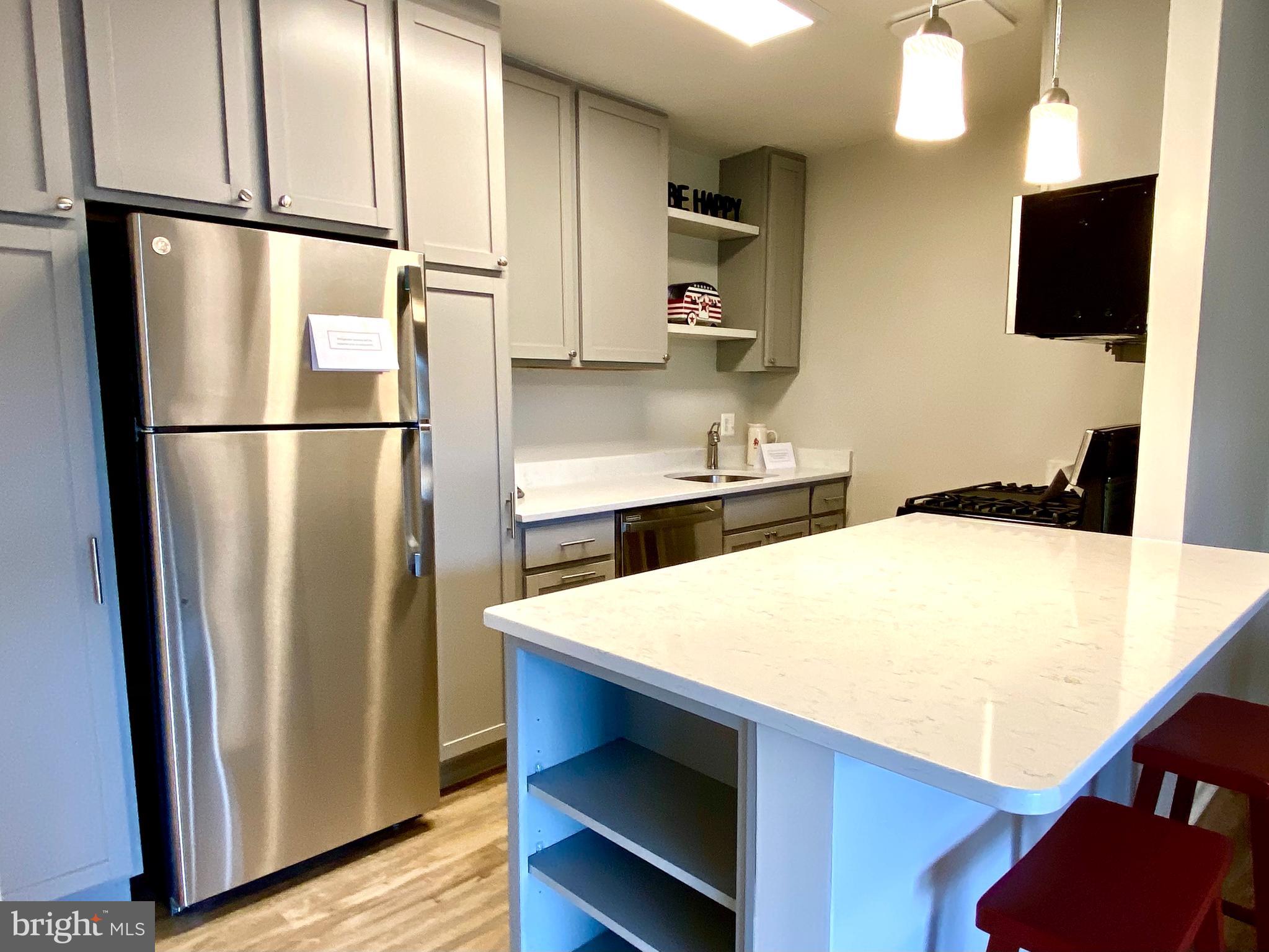 216 PARK TERRACE COURT SE 98