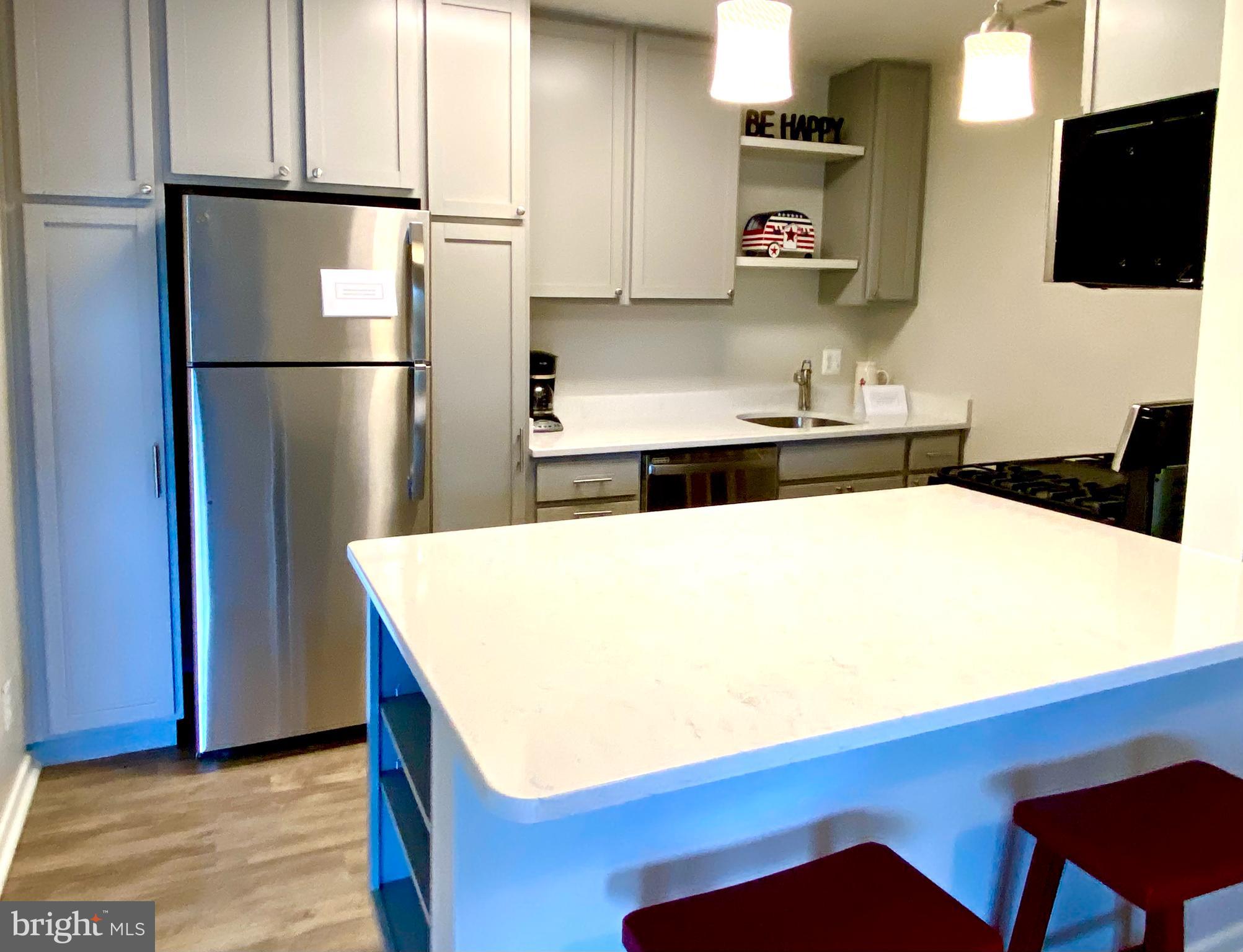 216 PARK TERRACE COURT SE 98