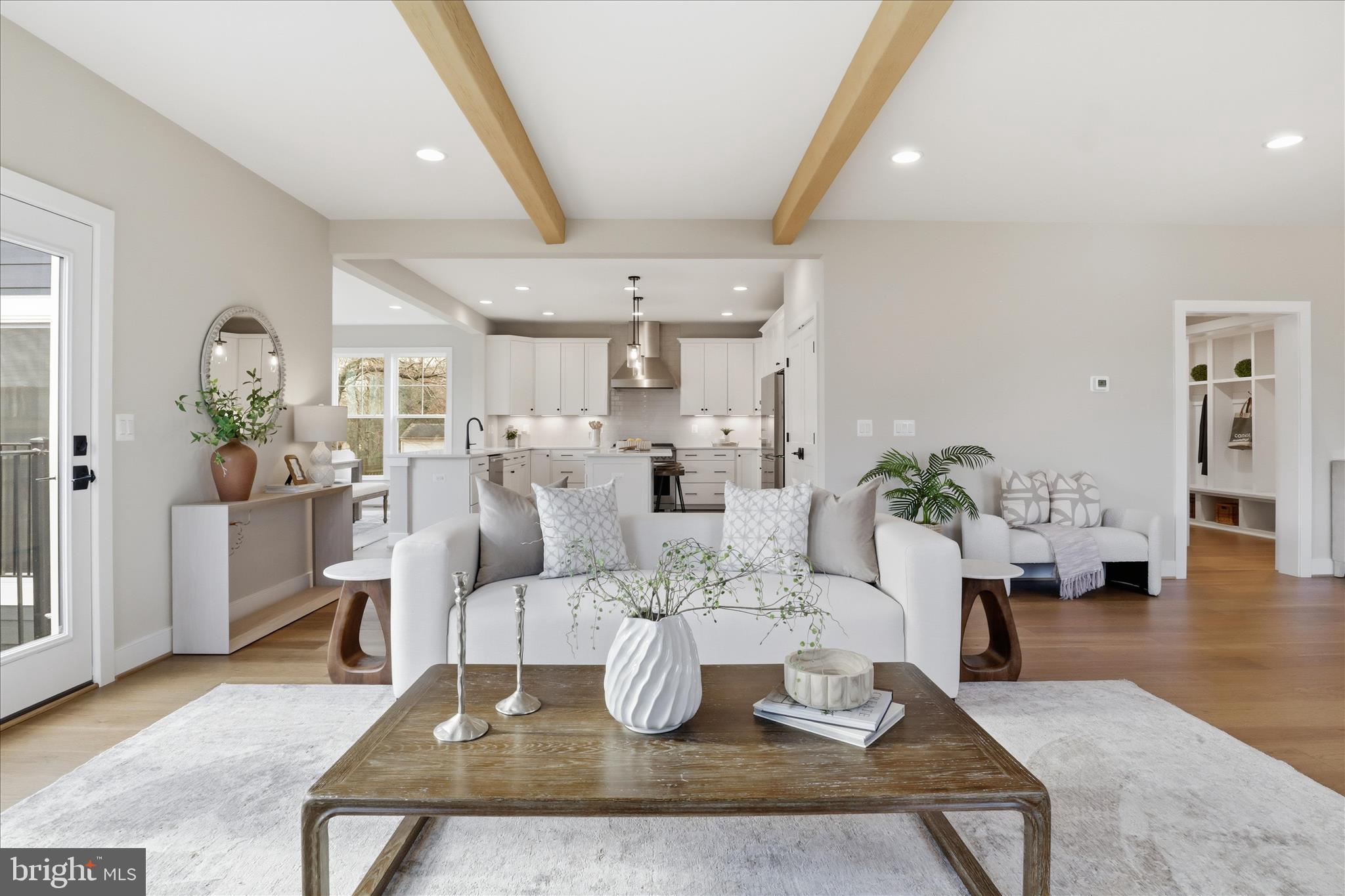 602 TAPAWINGO ROAD SW