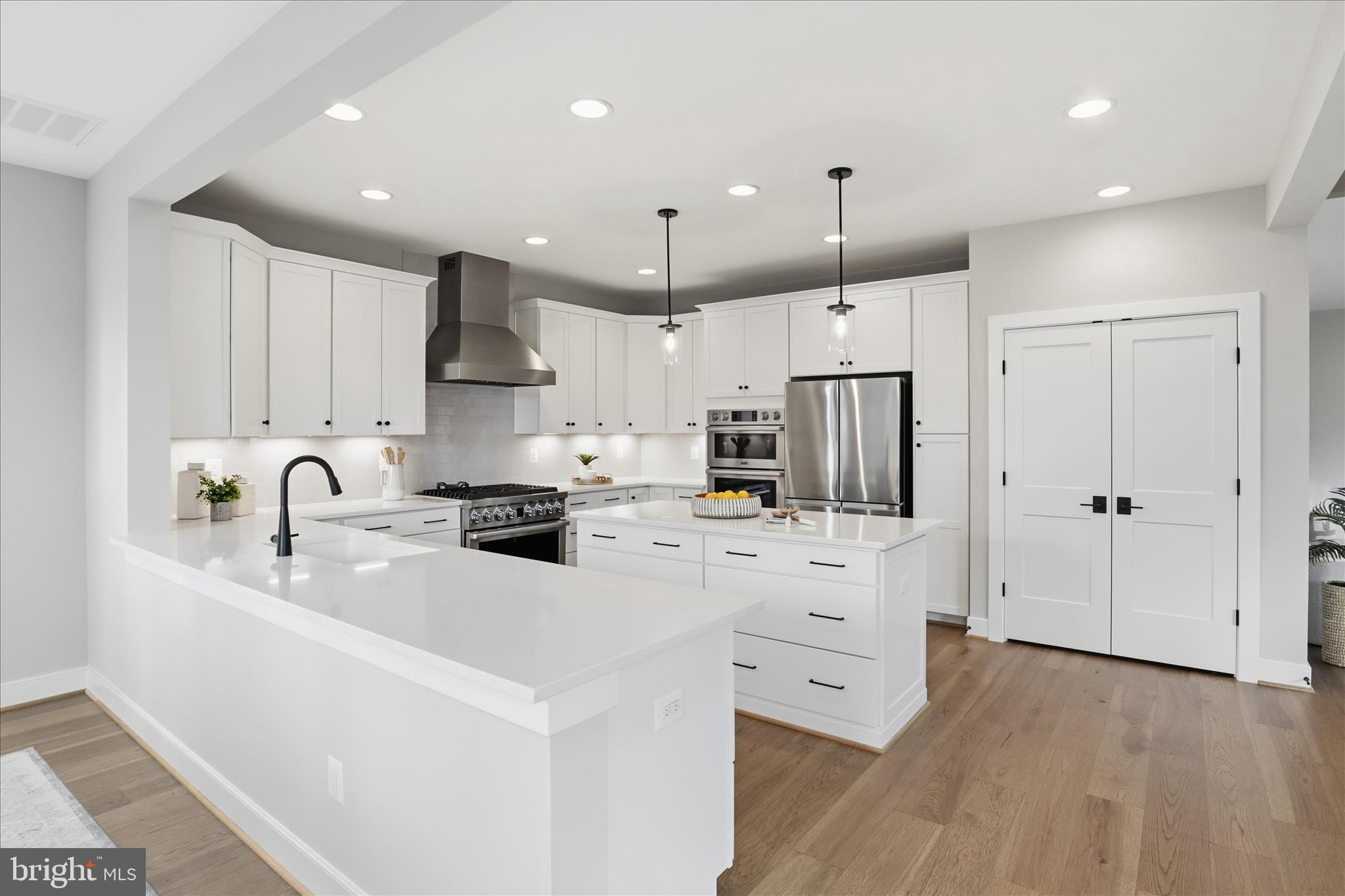 602 TAPAWINGO ROAD SW