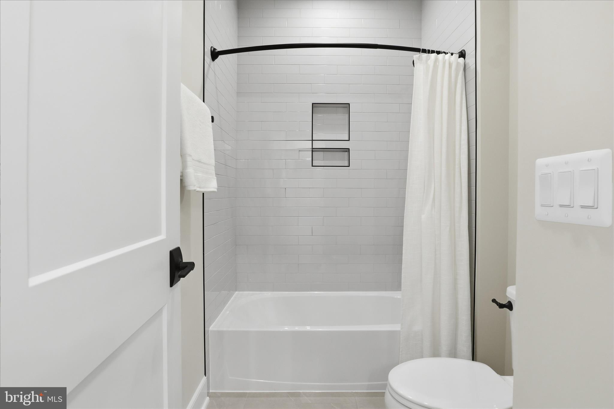 602 TAPAWINGO ROAD SW