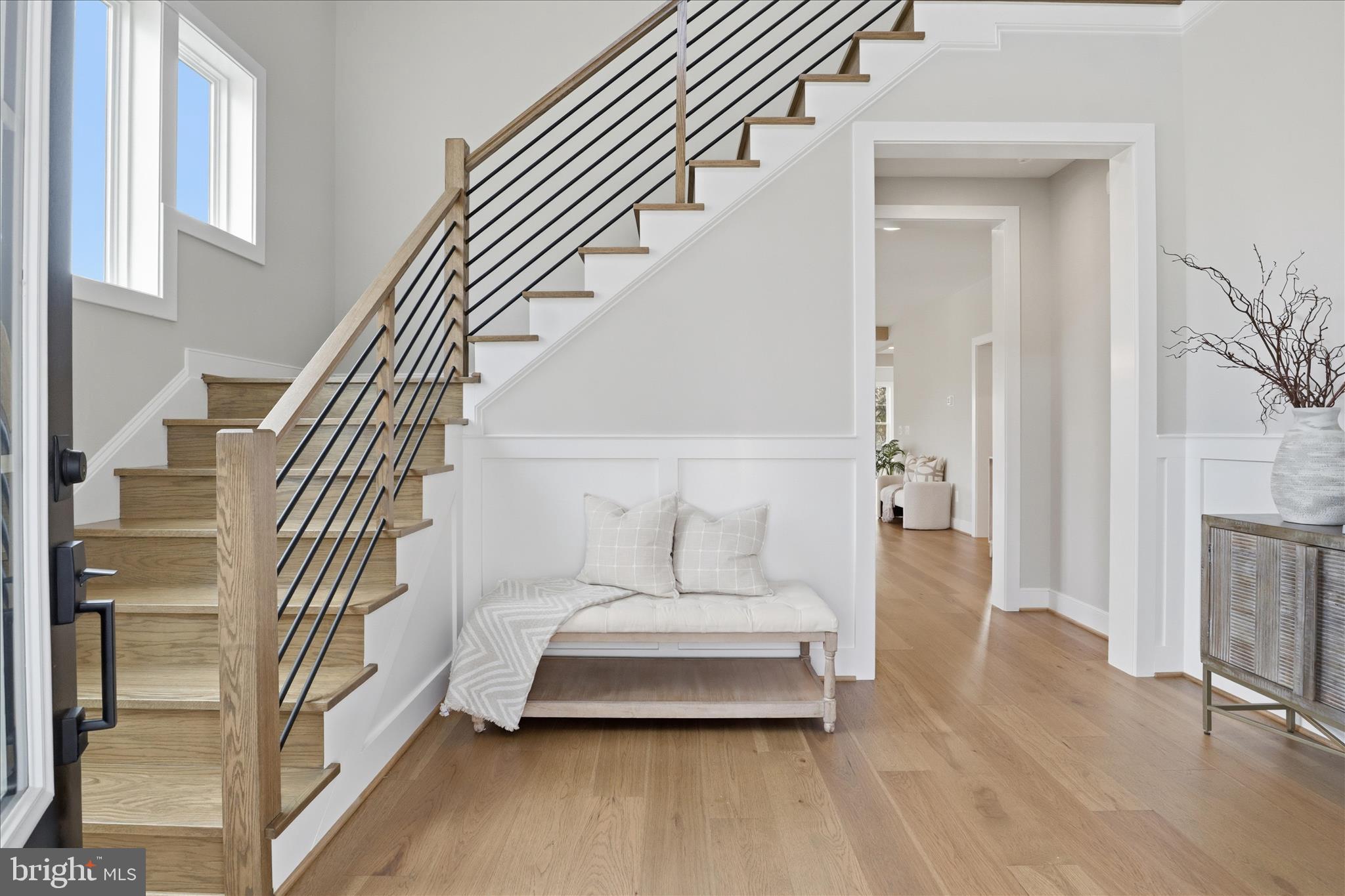 602 TAPAWINGO ROAD SW