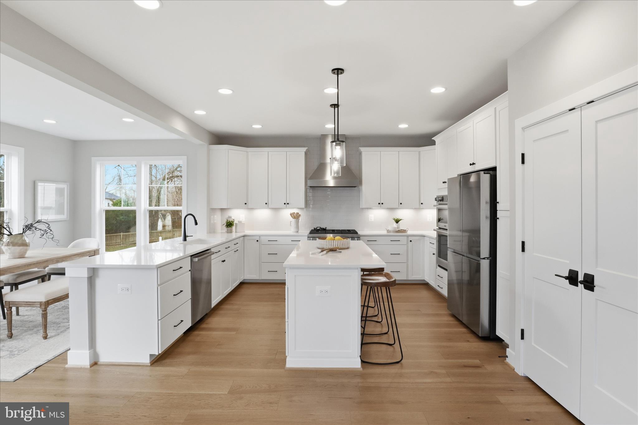 602 TAPAWINGO ROAD SW