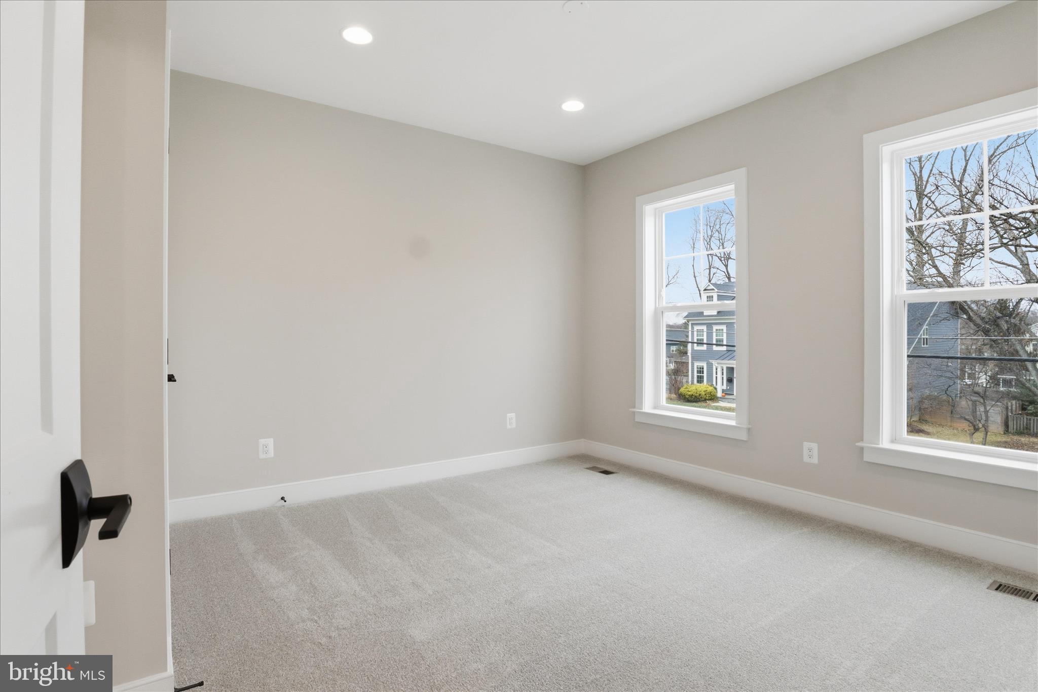 602 TAPAWINGO ROAD SW