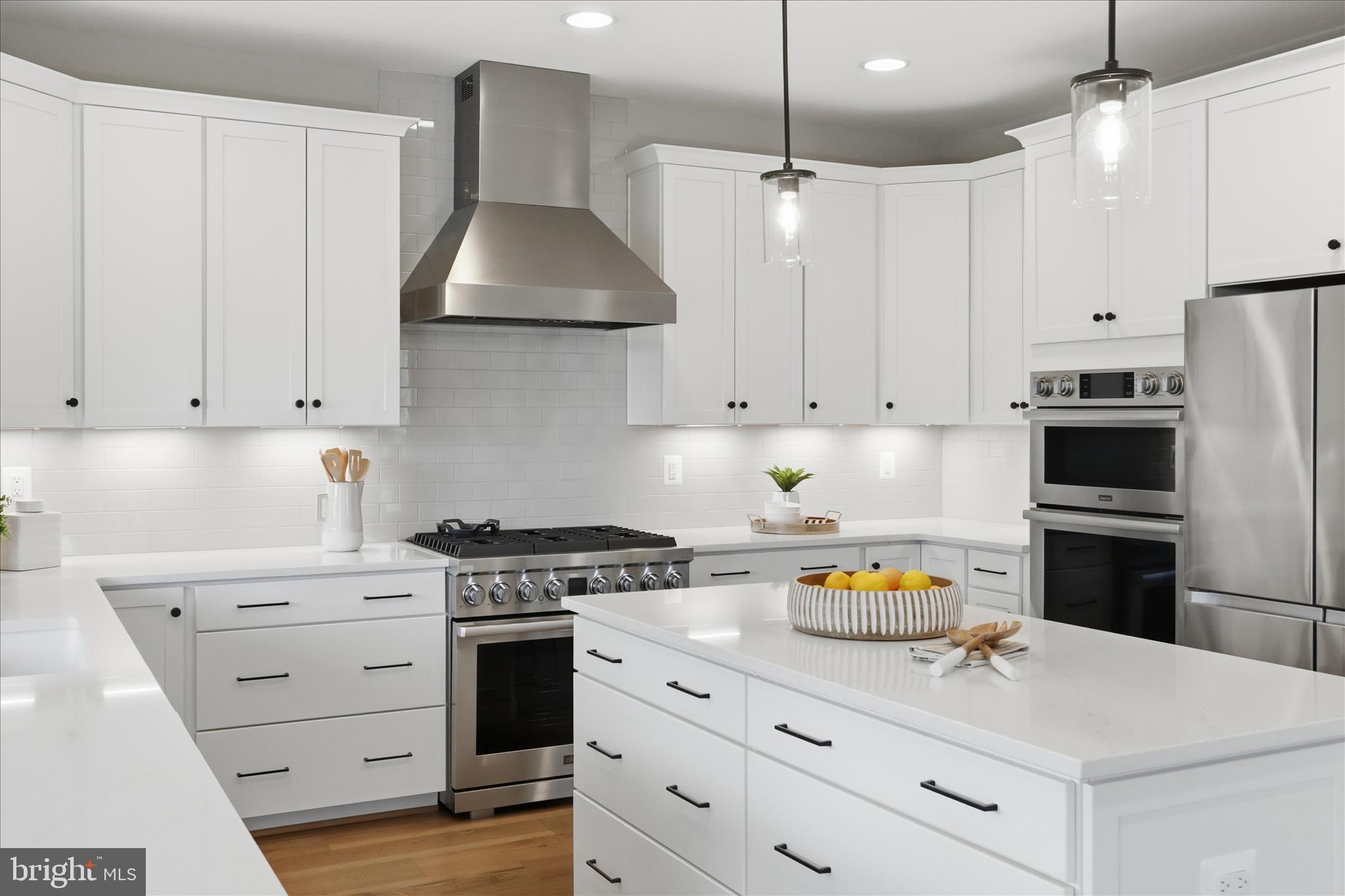 602 TAPAWINGO ROAD SW