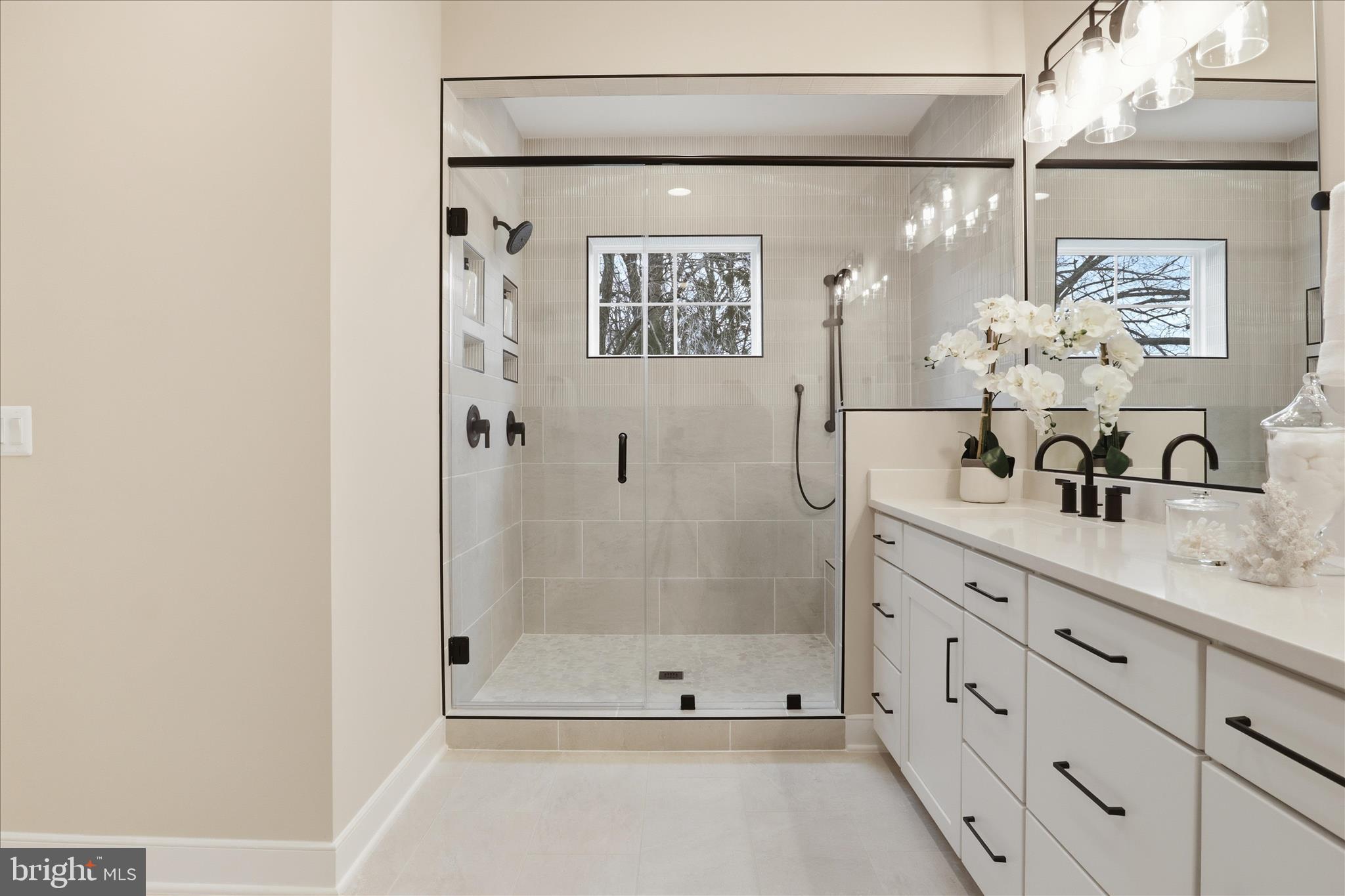 602 TAPAWINGO ROAD SW