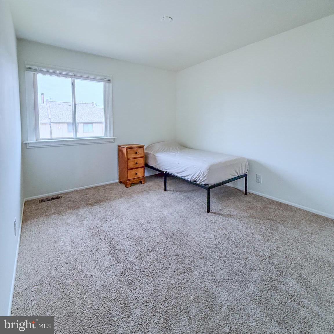 2437 GLENGYLE DRIVE 222