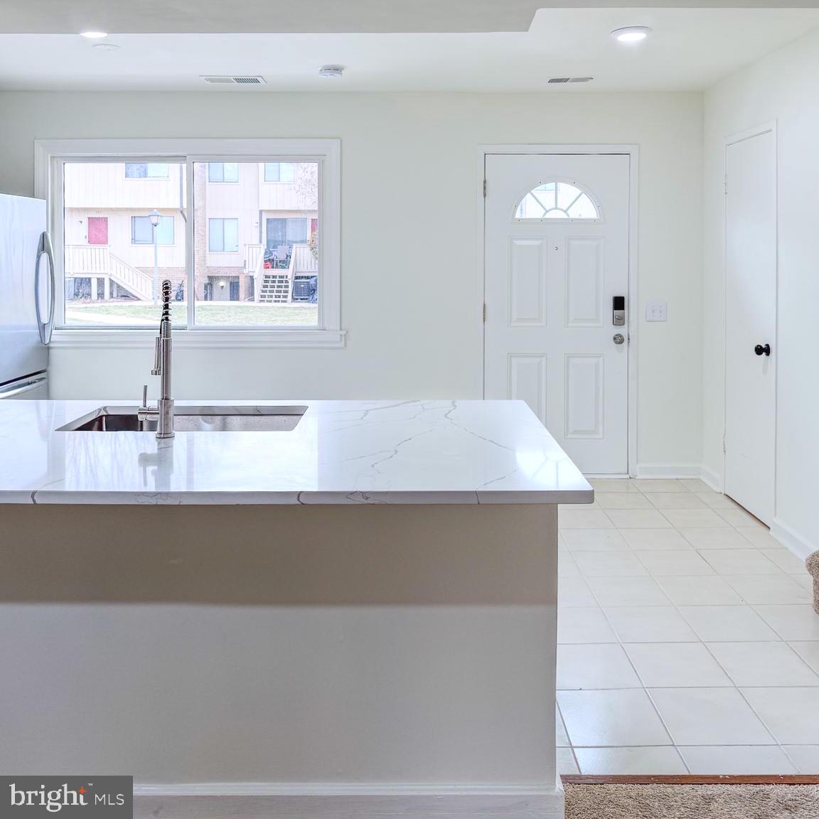 2437 GLENGYLE DRIVE 222