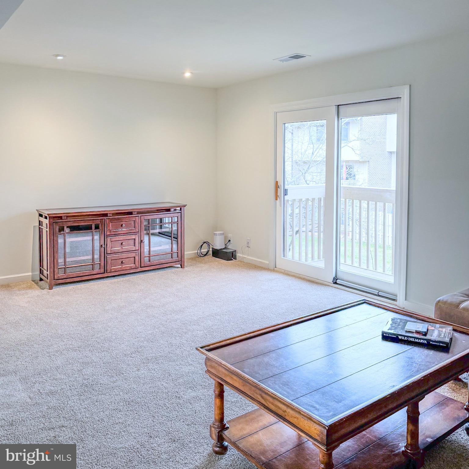 2437 GLENGYLE DRIVE 222