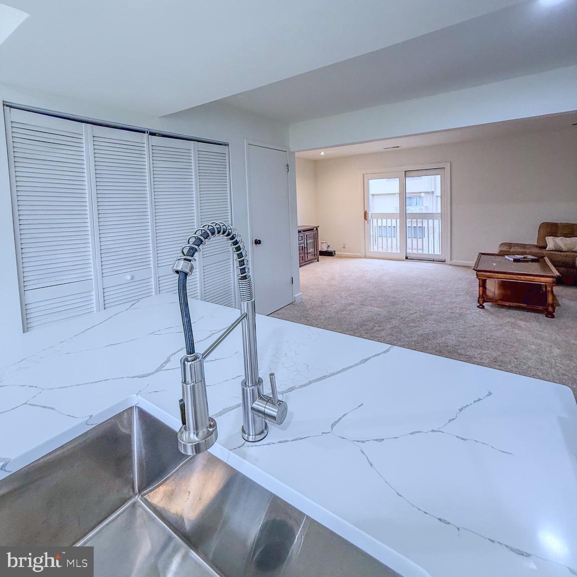 2437 GLENGYLE DRIVE 222